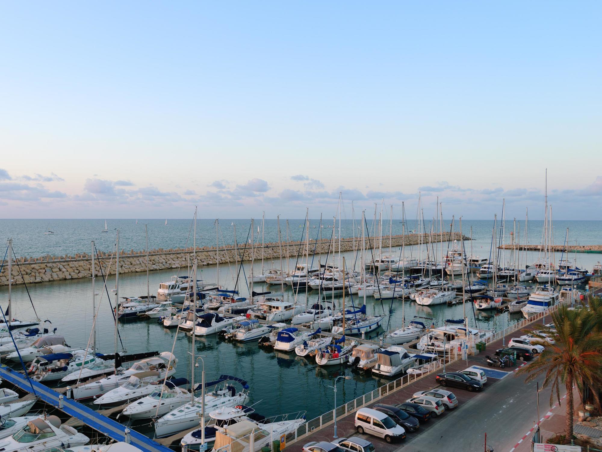 Herods Herzliya Hotel By The Beach Extérieur photo