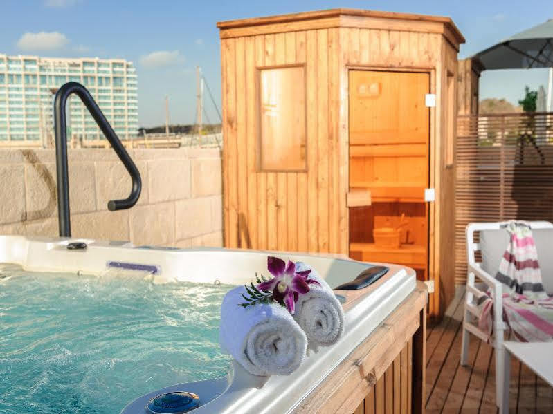 Herods Herzliya Hotel By The Beach Extérieur photo