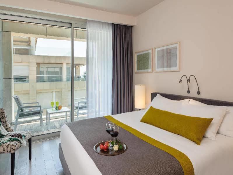 Herods Herzliya Hotel By The Beach Extérieur photo