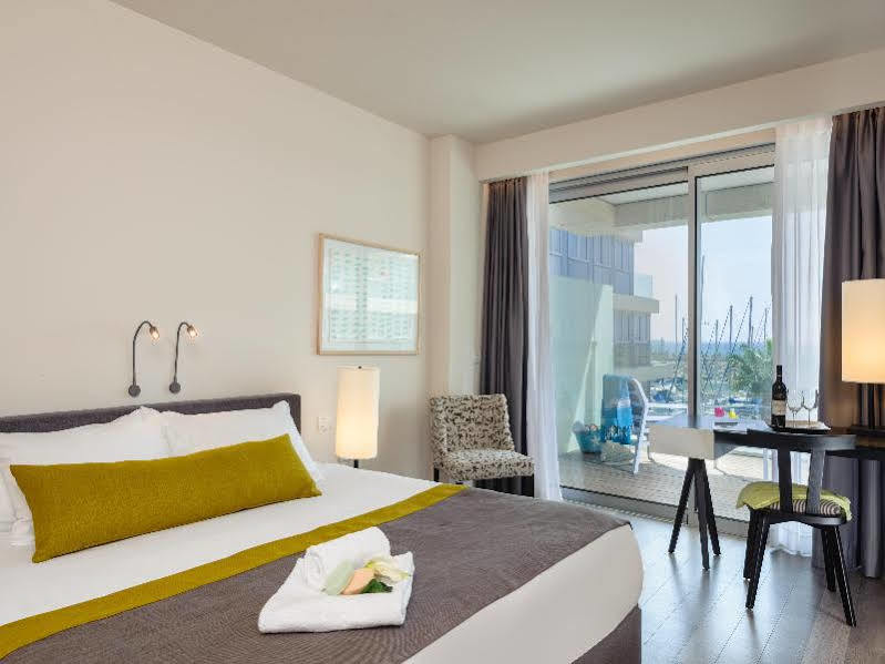 Herods Herzliya Hotel By The Beach Extérieur photo